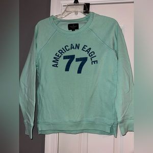 American Eagle crewneck sweatshirt